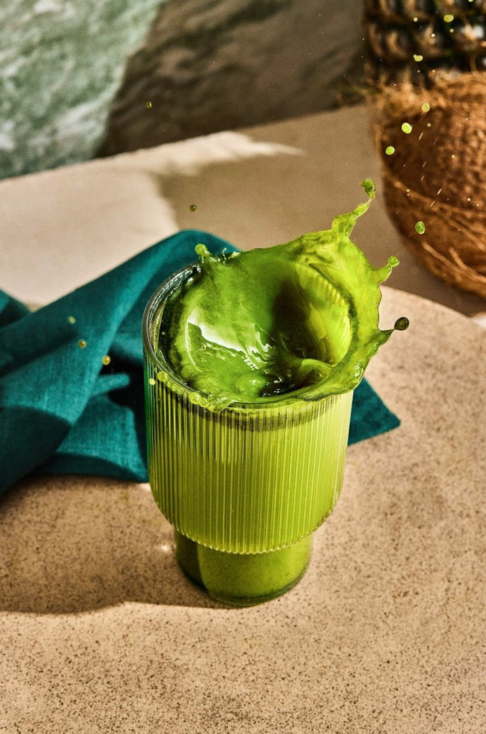 5 Reasons You Need Daily Greens If You Struggle With Bloating